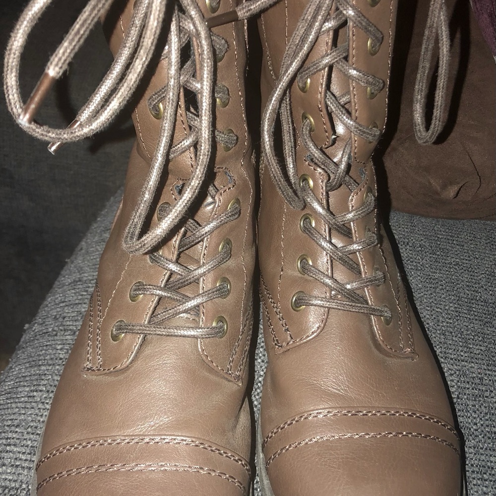 Brash zippered boots
